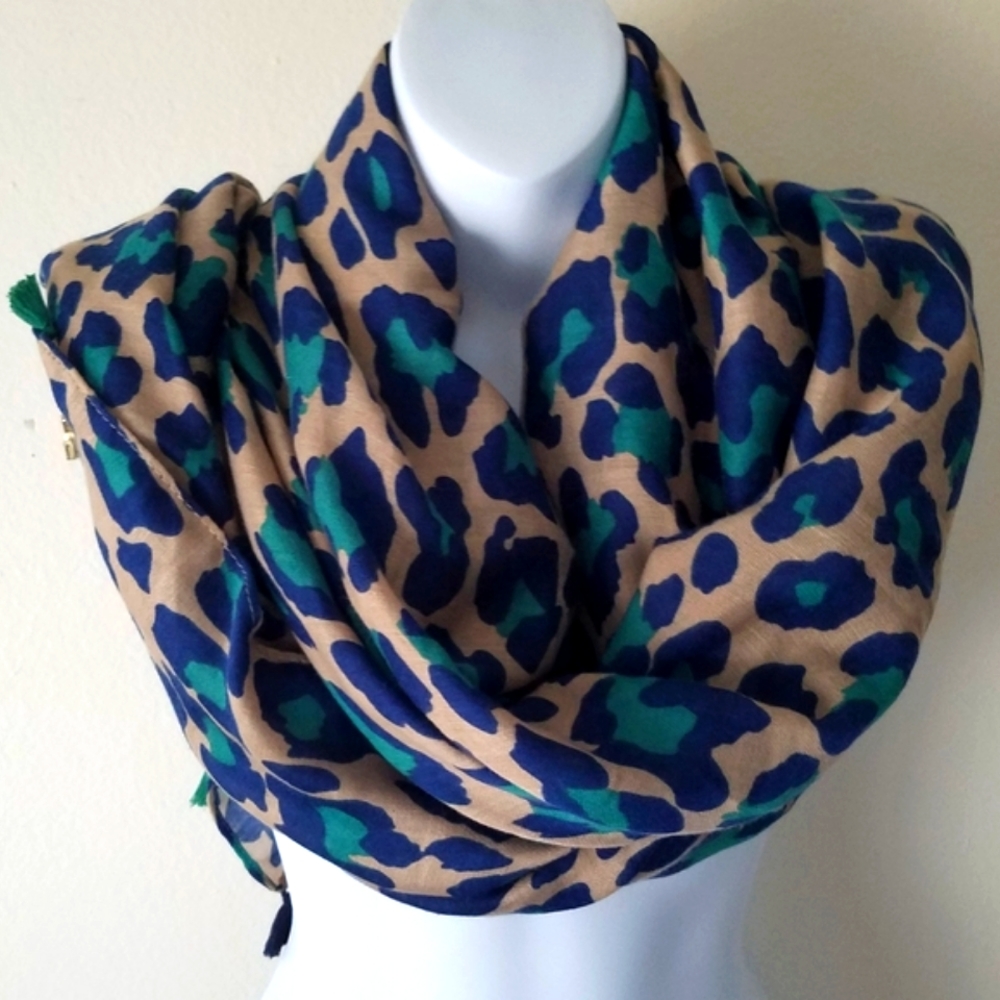 NWT Wrap